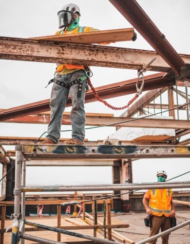 صيانة مجمع النخبة السكني